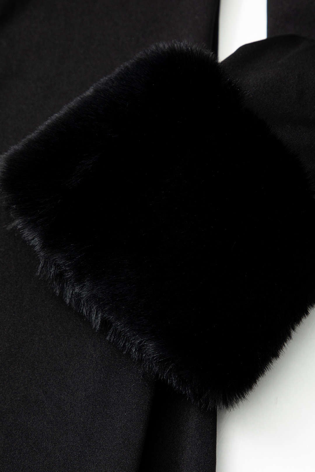 Faux Fur Trim Off Shoulder Midi Dress - Image 5