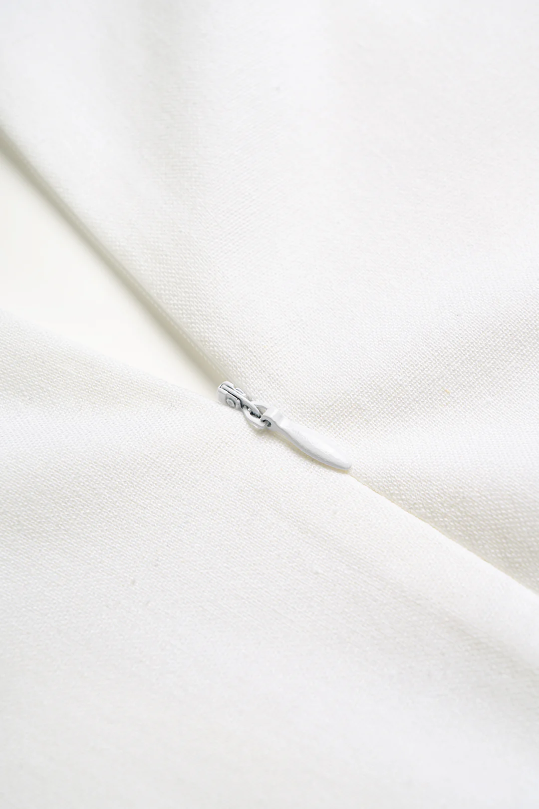 V-Neck Linen Ruched Zipper Sleeveless Mini Dress - Image 3