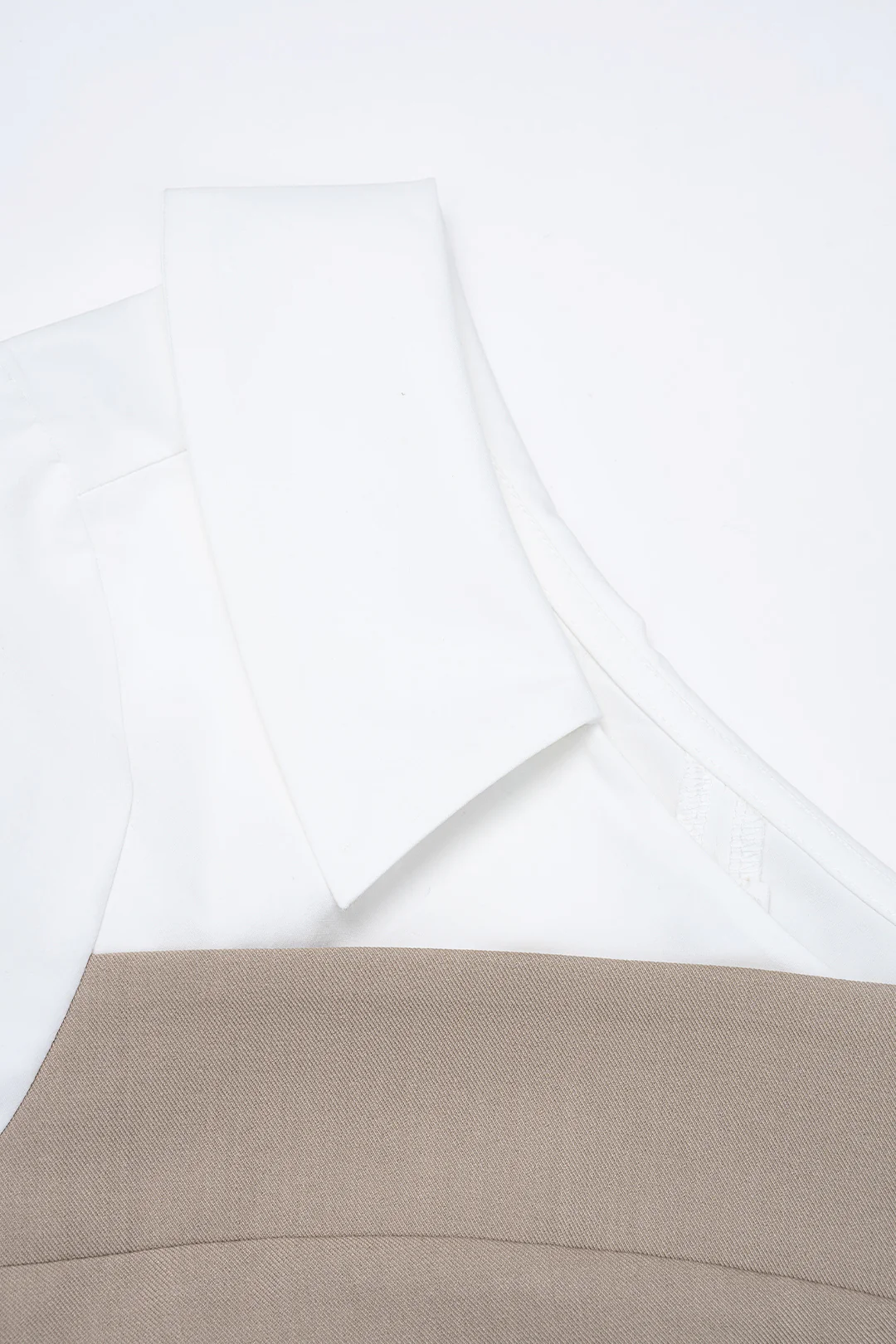 One Shoulder Metallic Decor Zipper Asymmetrical Long-Sleeve Shirt - Image 4