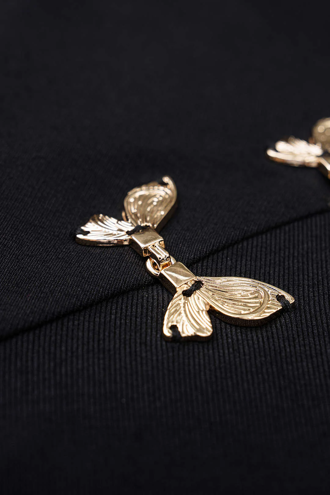 Metallic Buckle Cut Out Asymmetrical Short Sleeve T-Shirt - Image 3